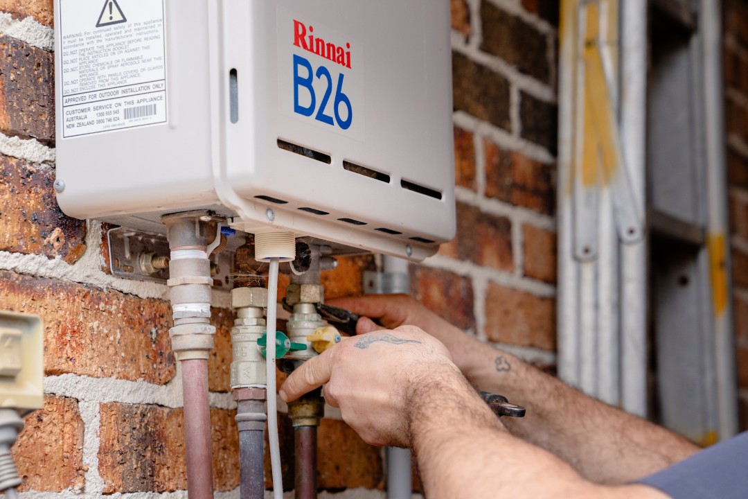 Common Warning Signs of Hot Water System Issues